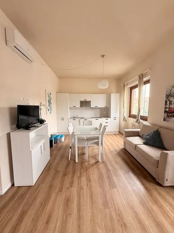 Piazza della Stazione, Florence, Tuscany 50123 - Photo 4