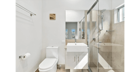 Modern Mt Coolum Sanctuary Perfect for Large Families - Photo 5