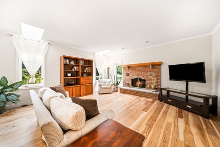 For Lease - 27 Eder Trail, Springwater, Ontario - Photo 2