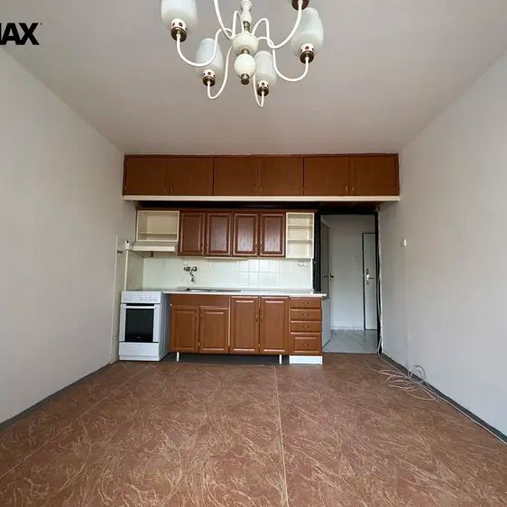 Pronájem bytu 2+kk v blízkosti centra Valašského Meziříčí - Photo 1