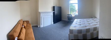 3 bedroom terraced house to rent - Photo 2