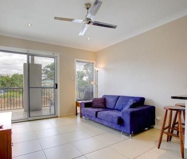 Neat 2-Bedroom Unit in Sought-After North Ward - Photo 1