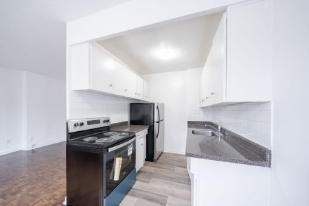 For Lease - 2895 Bathurst Street Unit# 108, Toronto, Ontario - Photo 3