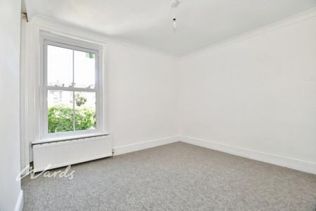 4 bedroom terraced house to rent - Photo 4