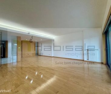 Cascais E Estoril, Lisbon - Photo 5