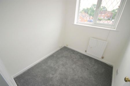 3 bedroom detached house to rent - Photo 5