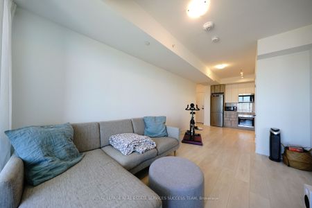 For Lease - 2481 Taunton Road Unit# 1301, Oakville, Ontario - Photo 2