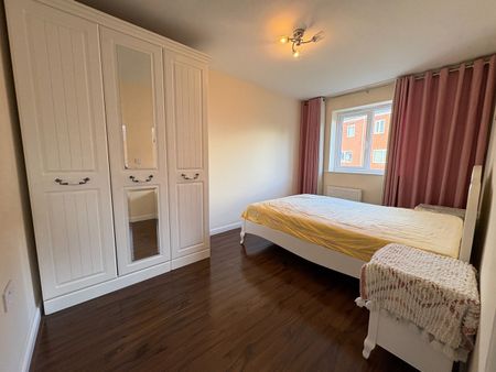 3 Bed Semi-Detached House, Harmony Square, M13 - Photo 4