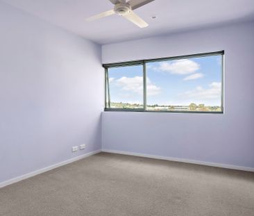 1008/39 Kingsway , Glen Waverley. - Photo 4