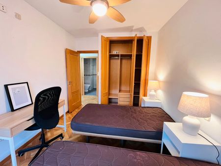 Piso de alquiler en Calle de Alcalde Luis Egea, 9, Casco Antiguo - Photo 4