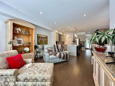 For Lease - 734 Twist Way, Kanata, Ontario - Photo 2