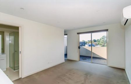 2Bedrooms, 2Bathrooms - Photo 3