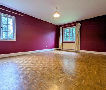 2 bedroom semi-detached house to rent - Photo 6