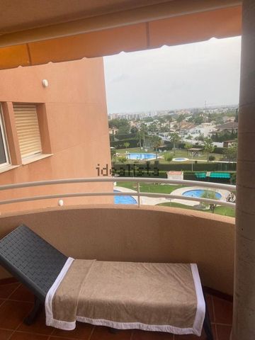 Alquiler de piso en Avenida Miguel de Cervantes - Photo 2