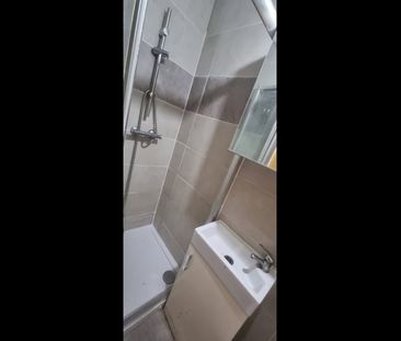 Studio Flat, High Road, N22 - Photo 3