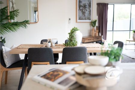 SPACIOUS 4 BEDROOM FAMILY HOME - Photo 4