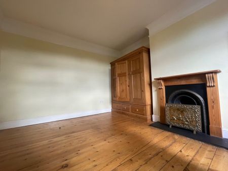4 bedroom Semi-detached house to rent - Photo 2