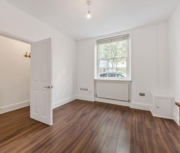 3 bedroom detached house to rent - Photo 4