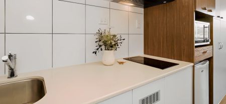 Studio balcony - Photo 5