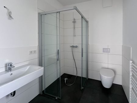 Neubau-Dachgeschosswohnungen mit Fahrstuhl - Photo 2