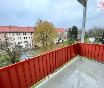 Erstbezug nach Komplettsanierung – 3-Raum-Wohnung mit Balkon auf de... - Foto 5