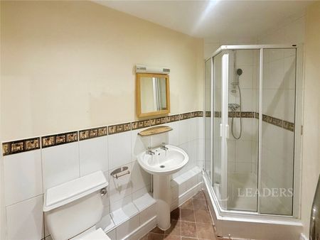 2 bedroom apartment to rent Briton Street, Southampton, SO14 - Photo 3