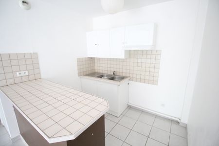 Location Appartement 3 pièces 54m² REIMS 51100 - Photo 3