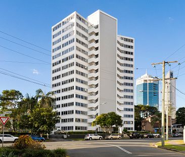 52/40 Watson Esplanade, SURFERS PARADISE - Photo 5