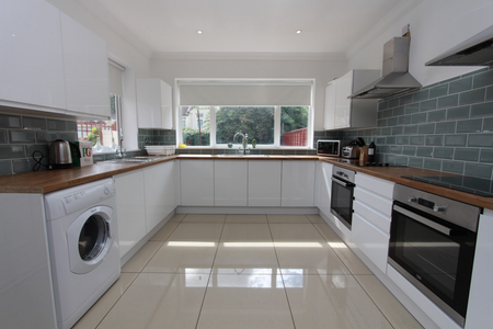 7 bedroom house of multiple occupation to rent - Photo 5