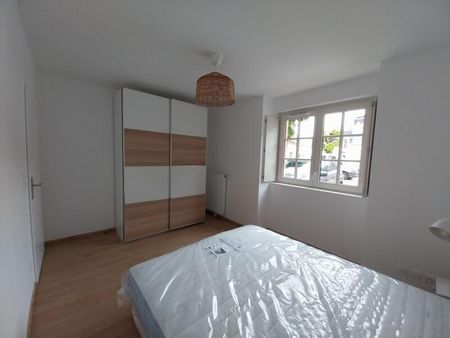 Location Appartement 2 pièces 46m² ORLEANS 45000 - Photo 3