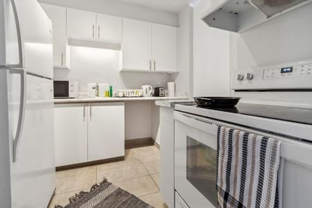 Deluxe Room - Olympic Village - Photo 4