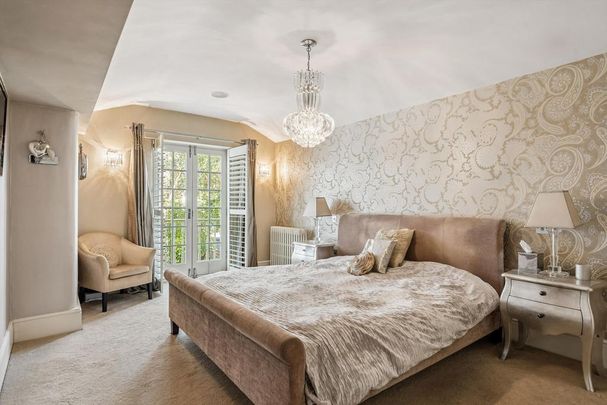 3 bedroom semi-detached house to rent - Photo 1