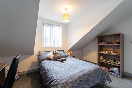 6 bedroom house to rent - Photo 4