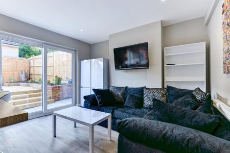 6 bedroom house to rent - Photo 4