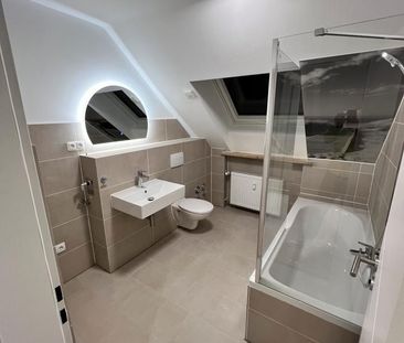 Sanierte 3 Zimmerwohnung + Küche + Stellplatz + TLB - Photo 1