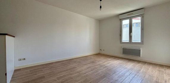 Location Appartement 1 pièce 24m² POITIERS 86000 - Photo 2