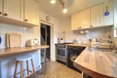 2 bedroom house to rent - Photo 4