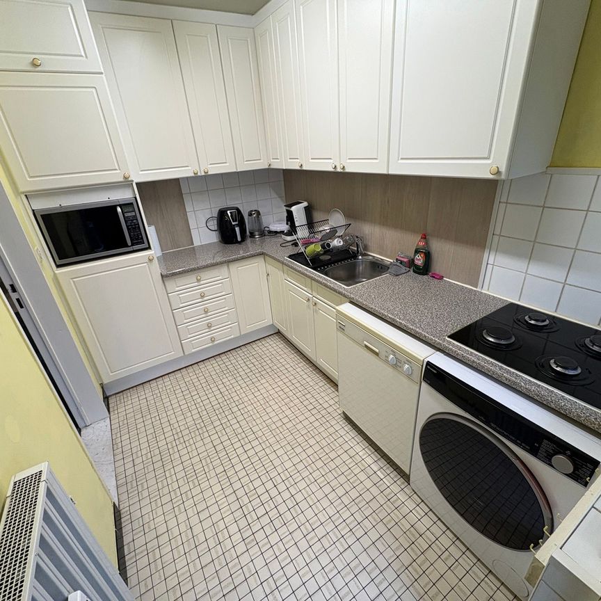 Appartement met 2 slaapkamers, terras en garagebox te huur! - Photo 1