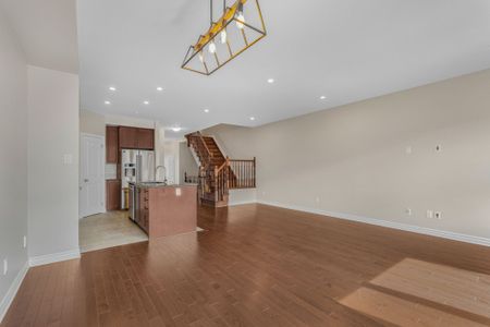 For Lease - 741 Namur Street, Russell, Ontario - Photo 4