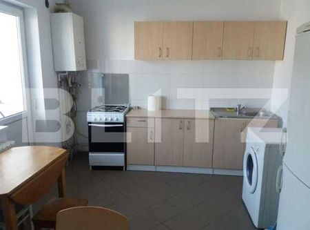 De inchiriat apartament cu 3 camere, 70 mp, zona Profi - Photo 4