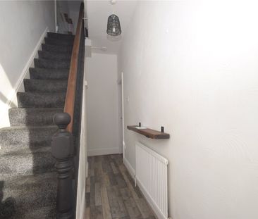 2 bed terraced house to rent in Rosebery Avenue, Scarborough, YO12 - Photo 1