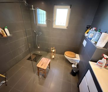 La Coudre: 5.5 rooms renovated with large terrace and unobstructed view - Photo 4