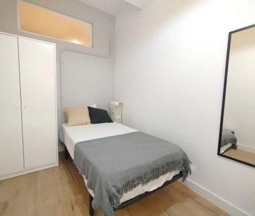 Avenida del Mediterráneo, Madrid, Community of Madrid 28007 - Photo 3