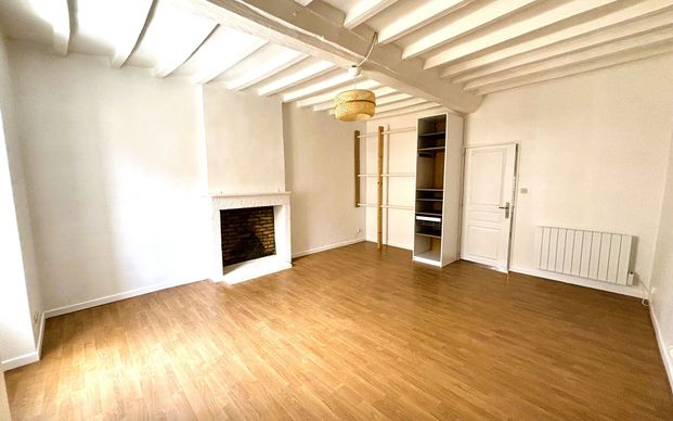 Maison à louer 3 pièces • Moulins-le-Carbonnel - Photo 1