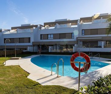 Alquiler de chalet adosado en Barrientos De Cala Golf - Photo 1