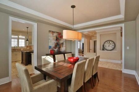 For Lease - 2156 Heathcliff Court, Oakville, Ontario - Photo 3