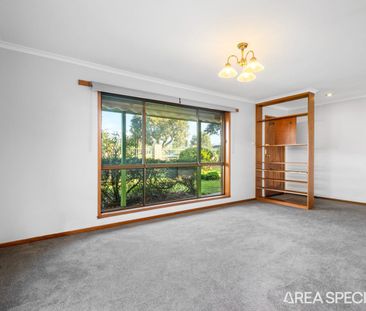 Excellent Location - Geelong Ring Road access is only seconds away. - Photo 1