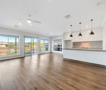 27 Harbour View Tce, Victor Harbor SA 5211 - House For Rent | Domain - Photo 2