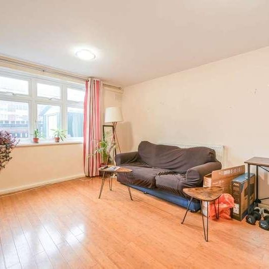 Sheffield Square, Bow, E3 - Photo 1