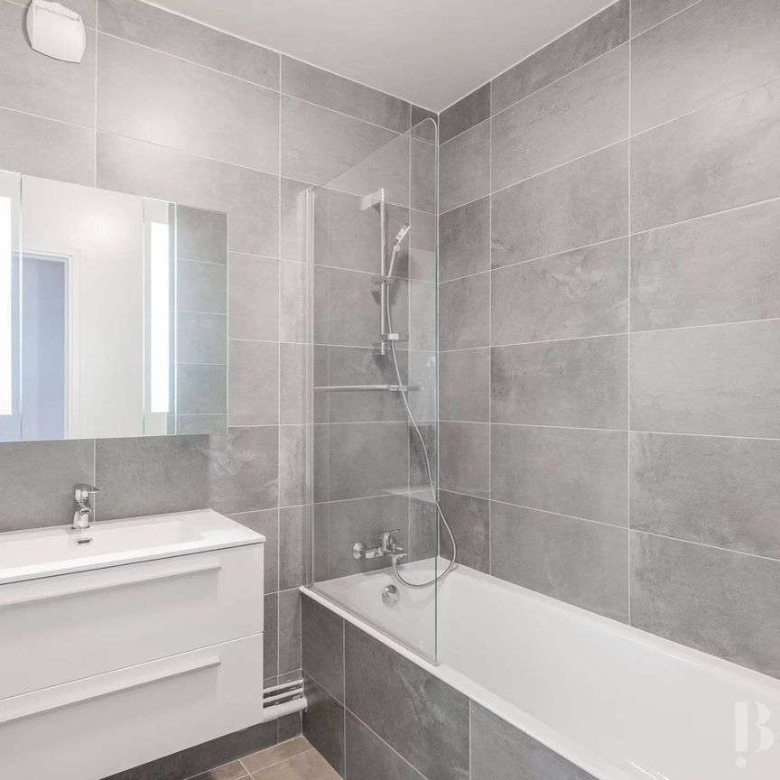 Rental Apartment Paris 16th Auteuil - Photo 1